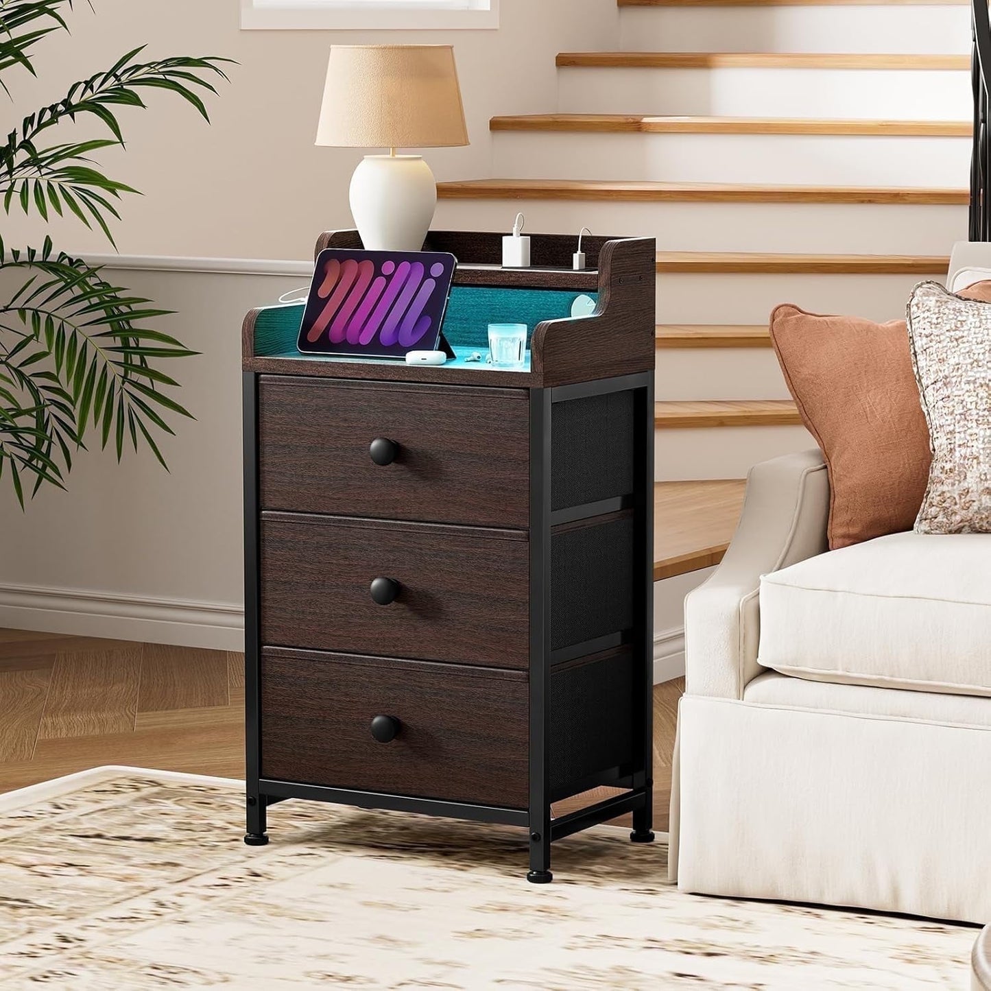 GUNAITO 3 Drawers Nightstand with Charging Station, Bedside Table with LED Light, Modern End Side Table for Bedroom Living Room£¬Brown